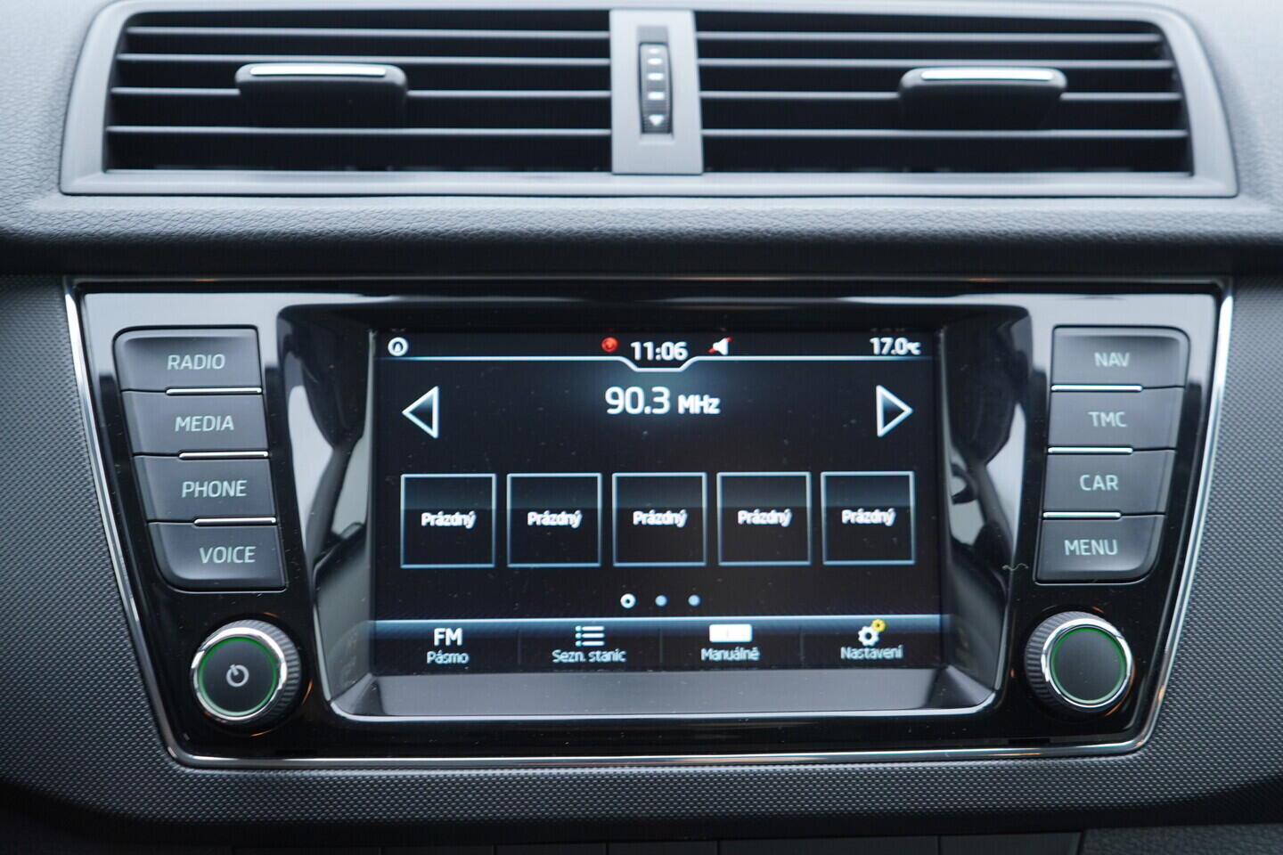 OV190V10893_29.webp_FABIA Tour 1.0 TSI 70 kW manuál, DPH