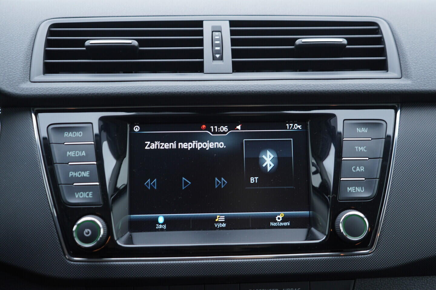 OV190V10893_30.webp_FABIA Tour 1.0 TSI 70 kW manuál, DPH