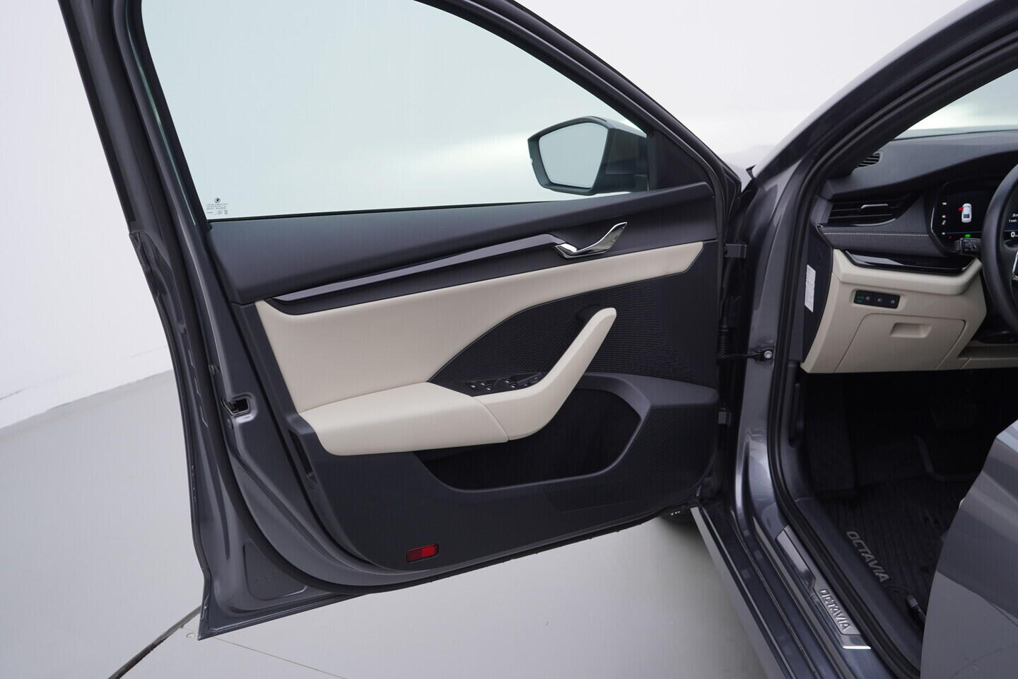 OV190V10894_19.webp_OCTAVIA Style 2.0 TDI 110 kW automat, DPH