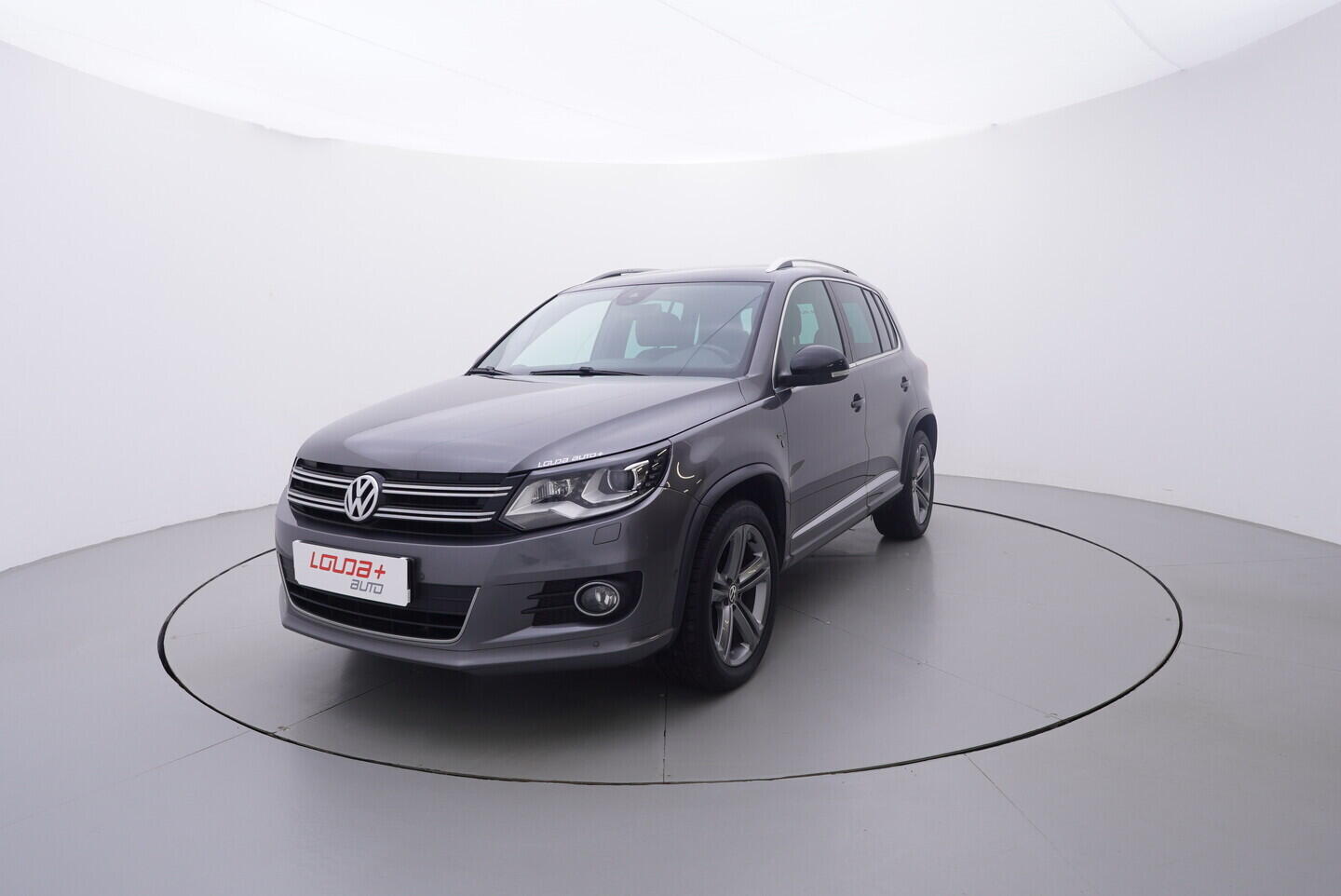 OV190V10896_10.webp_TIGUAN R-Line CityScape 2.0 TDI 130 kW automat