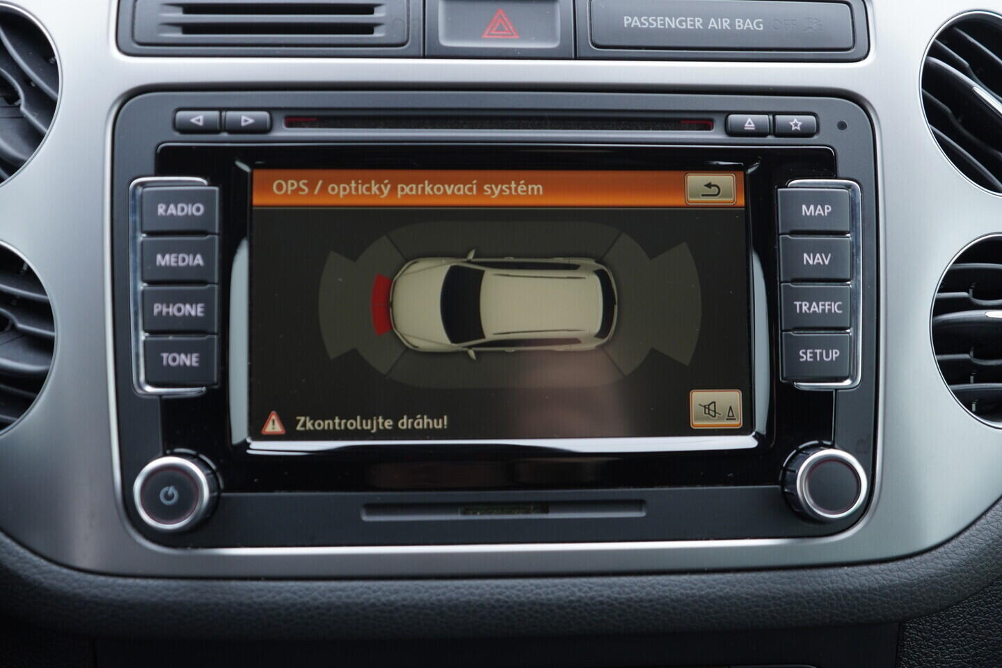 OV190V10896_30.webp_TIGUAN R-Line CityScape 2.0 TDI 130 kW automat