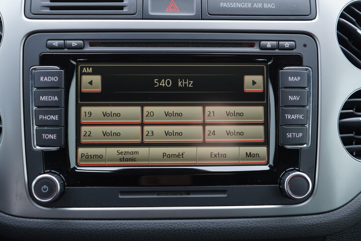 OV190V10896_31.webp_TIGUAN R-Line CityScape 2.0 TDI 130 kW automat