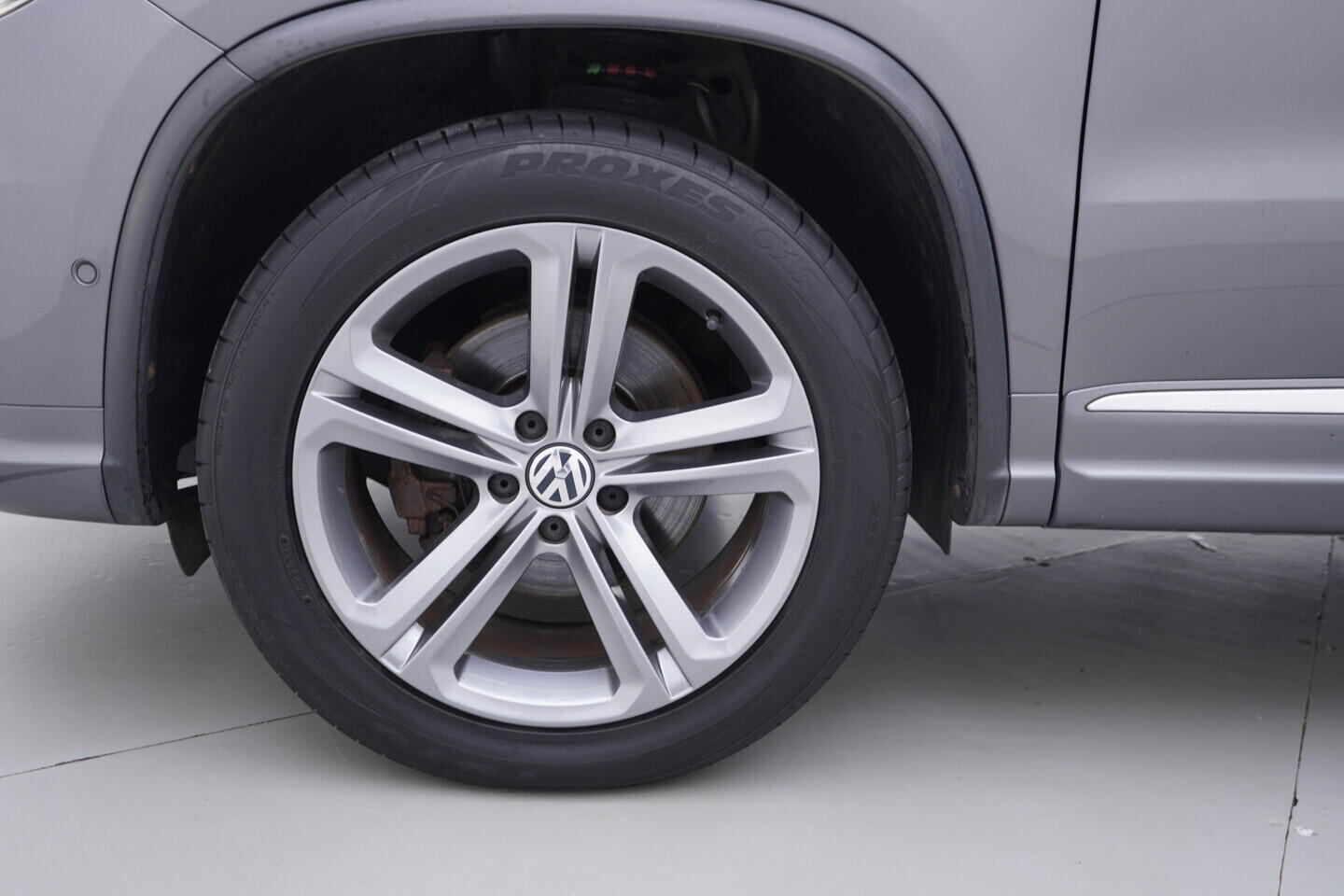 OV190V10896_40.webp_TIGUAN R-Line CityScape 2.0 TDI 130 kW automat