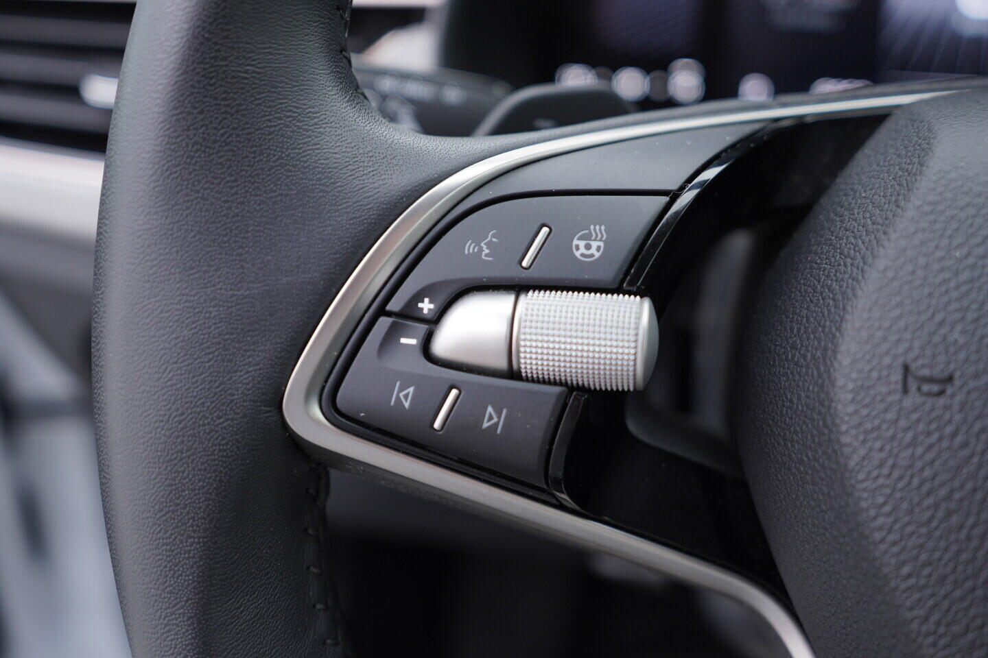 OV190V10898_25.webp_SCALA Top Selection 1.0 TSI 85 kW automat, DPH