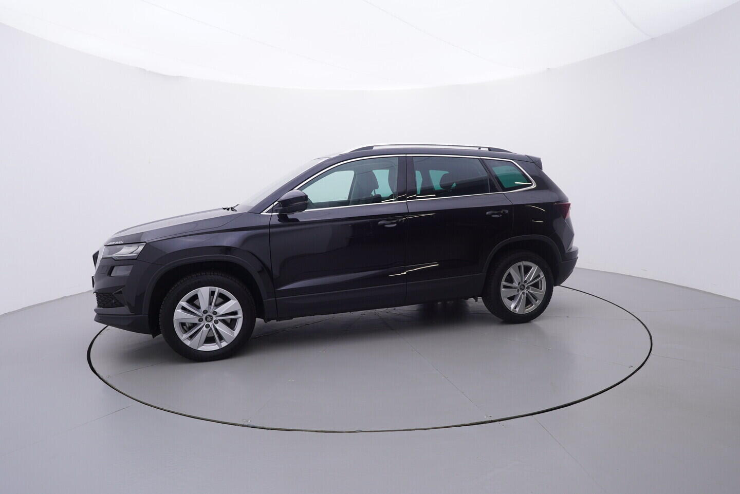 OV190V10899_11.webp_KAROQ Selection 1.5 TSI 110 kW automat, DPH