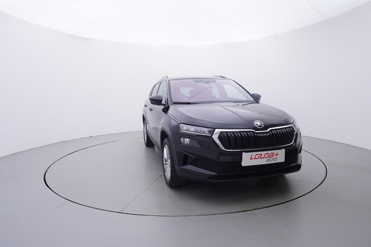 OV190V10899_17.webp_KAROQ Selection 1.5 TSI 110 kW automat, DPH