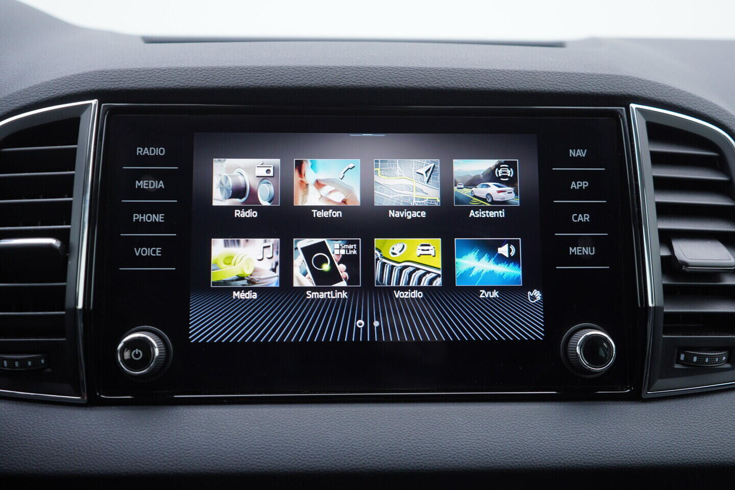 OV190V10899_31.webp_KAROQ Selection 1.5 TSI 110 kW automat, DPH