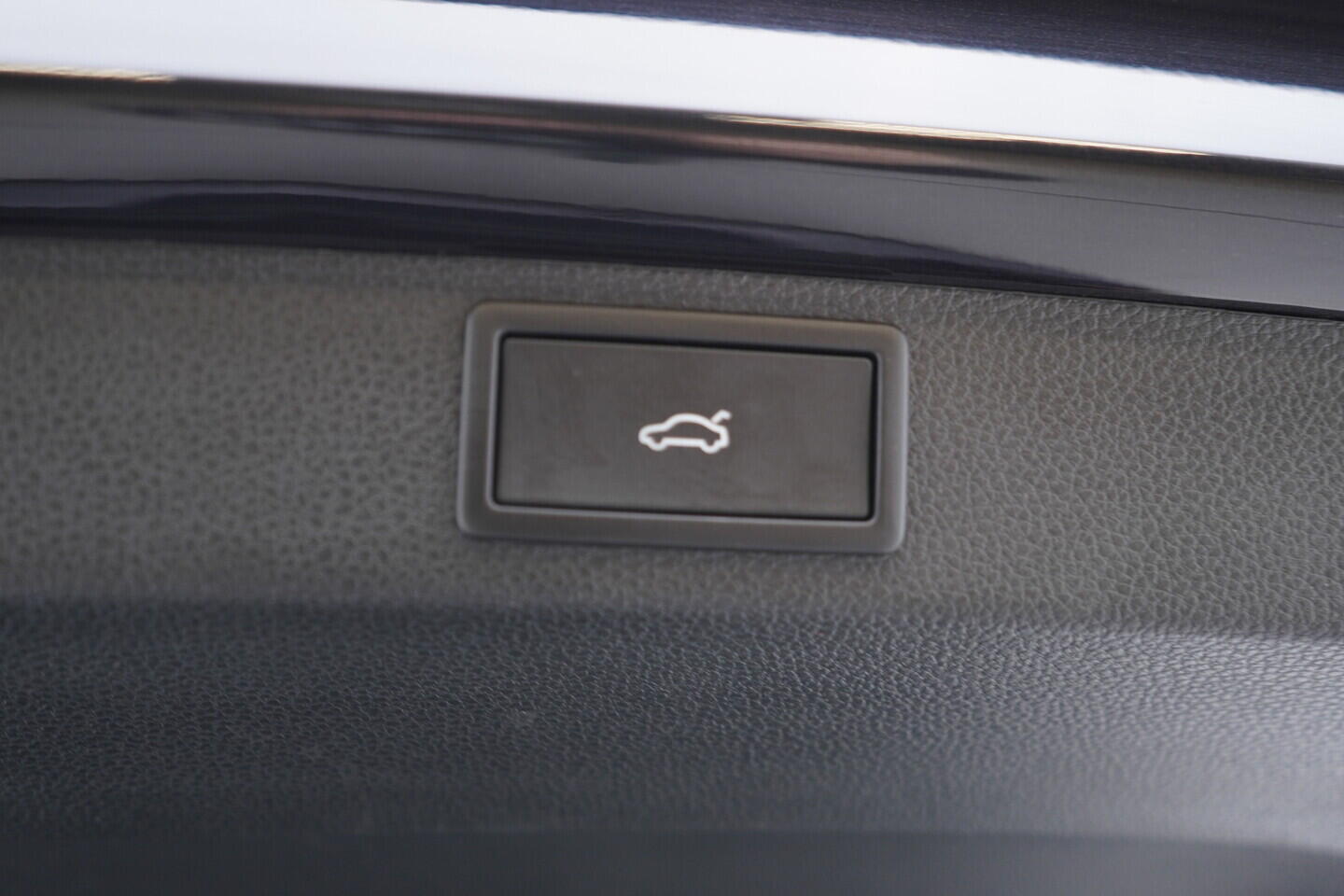 OV190V10899_41.webp_KAROQ Selection 1.5 TSI 110 kW automat, DPH