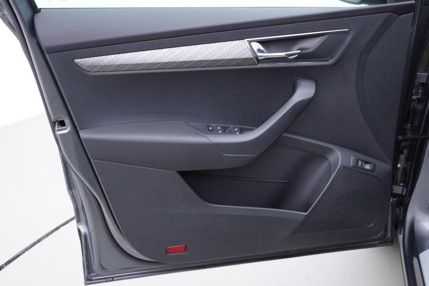 OV190V10900_19.webp_KAROQ Selection 1.5 TSI 110 kW automat, DPH