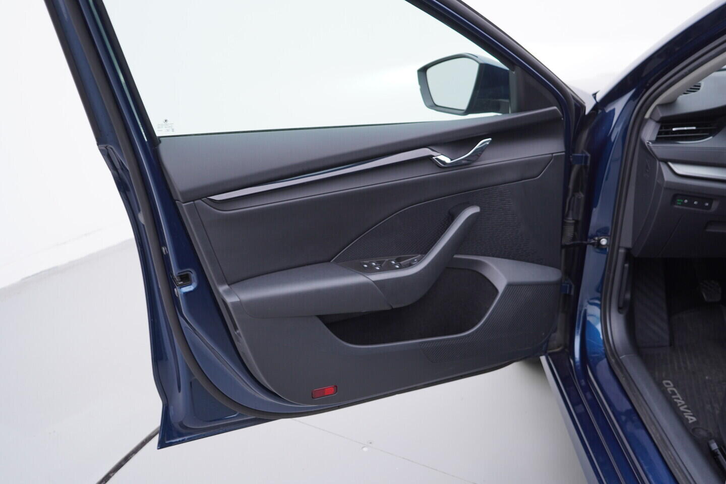 OV190V10904_19.webp_OCTAVIA  1.5 TSI 110 kW manuál