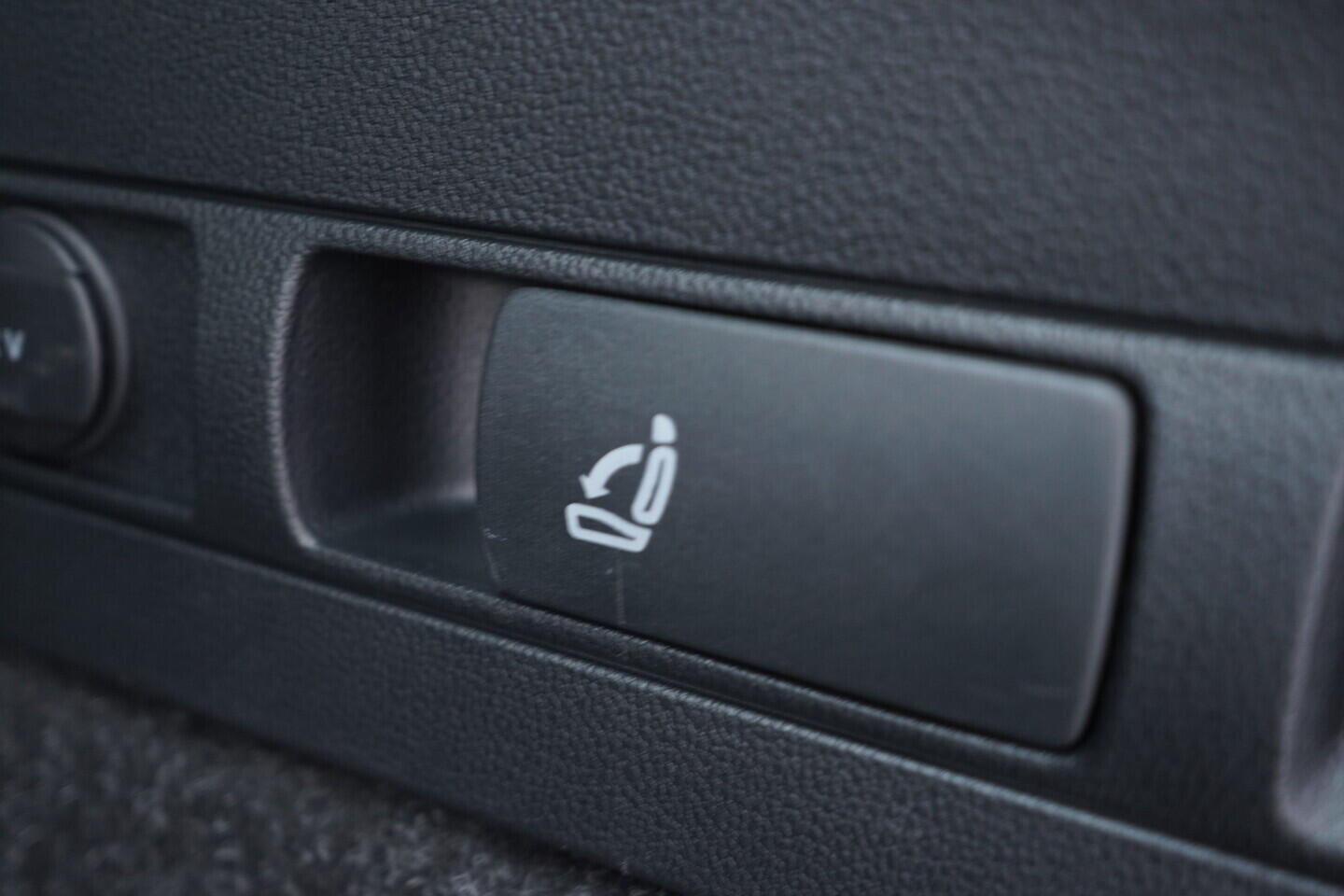 OV190V10906_42.webp_SUPERB Style 2.0 TDI 147 kW automat, DPH