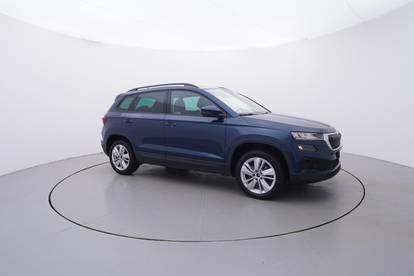 OV190V10908_16.webp_KAROQ Style 2.0 TDI 110 kW automat, DPH