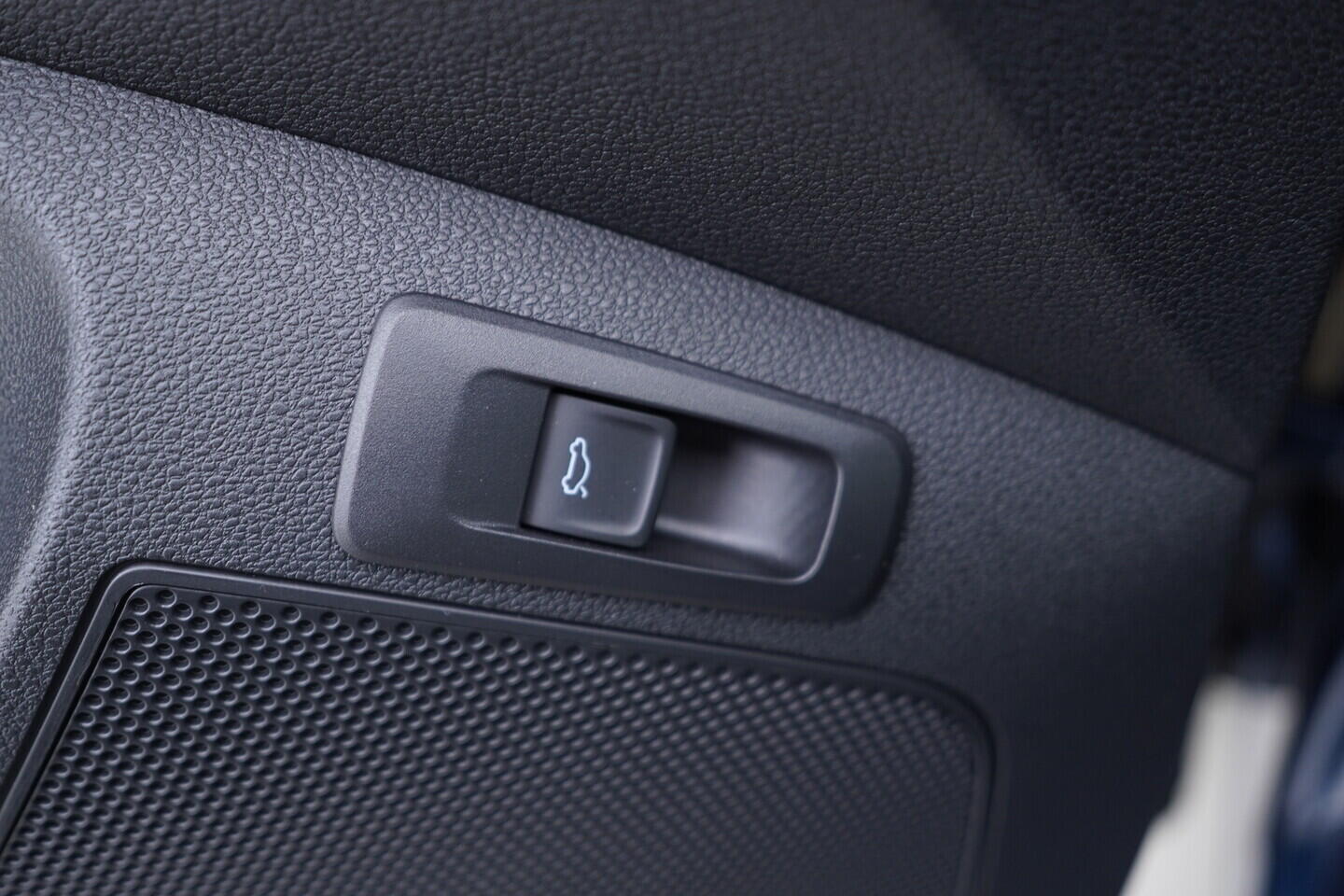 OV190V10908_21.webp_KAROQ Style 2.0 TDI 110 kW automat, DPH