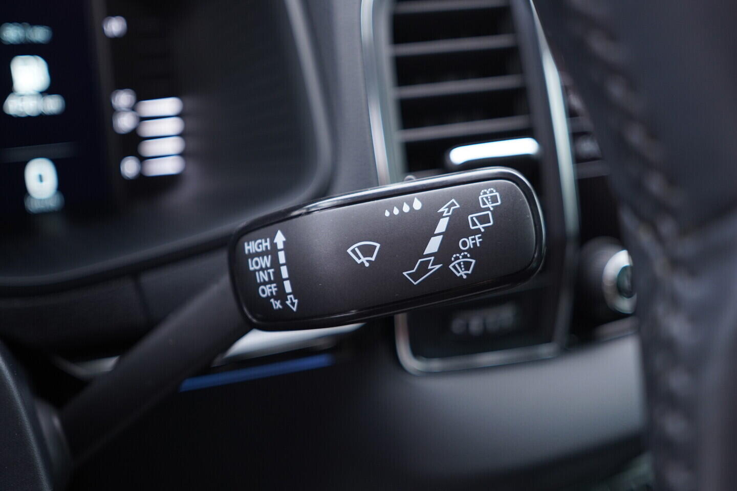 OV190V10908_25.webp_KAROQ Style 2.0 TDI 110 kW automat, DPH