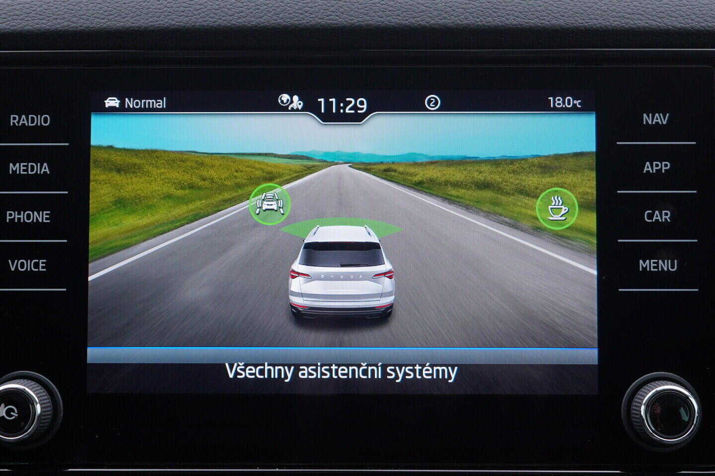 OV190V10908_29.webp_KAROQ Style 2.0 TDI 110 kW automat, DPH