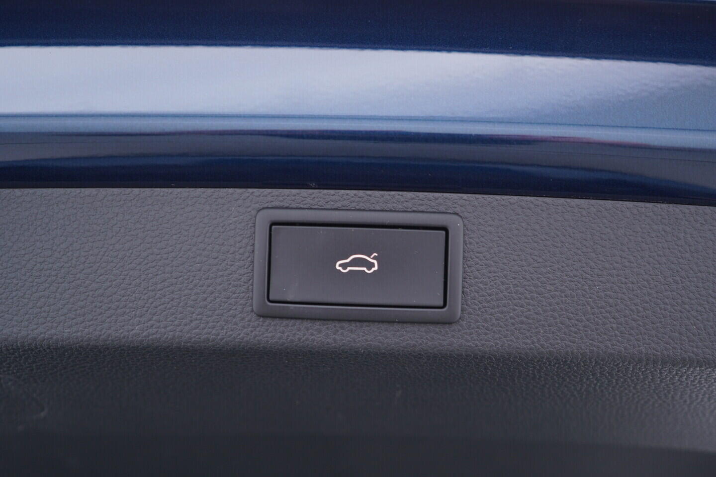 OV190V10908_38.webp_KAROQ Style 2.0 TDI 110 kW automat, DPH