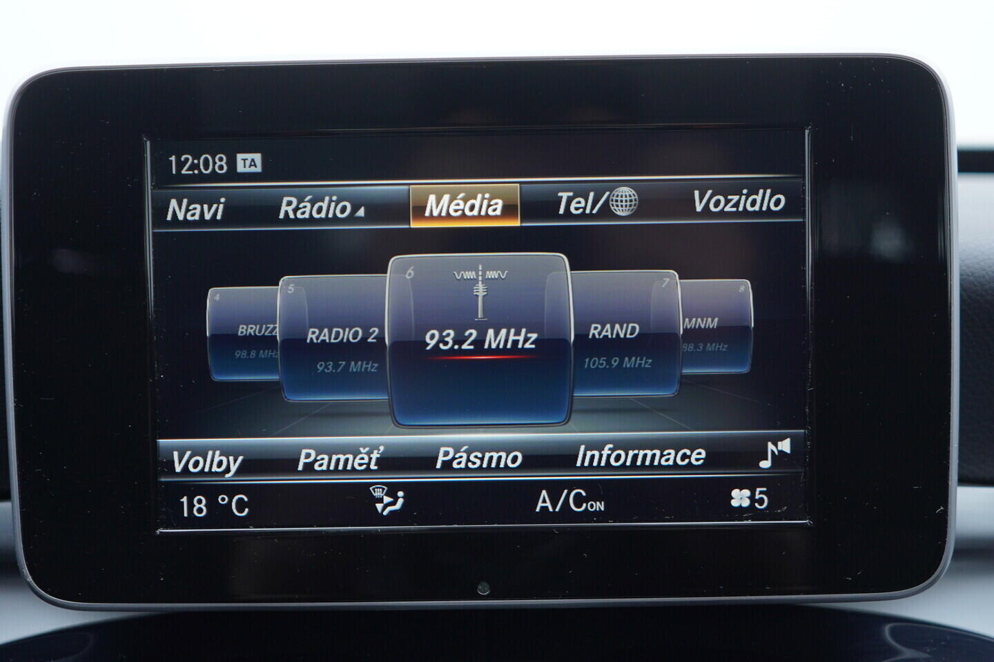 OV190V10909_29.webp_C180  1.6  115 kW manuál