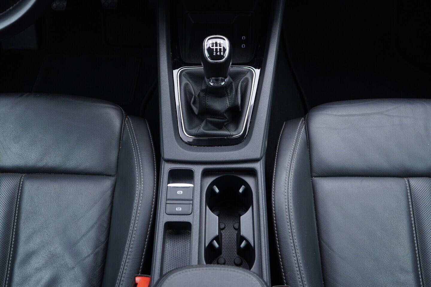 OV190V10910_36.webp_OCTAVIA Style Plus 1.5 TSI 110 kW manuál