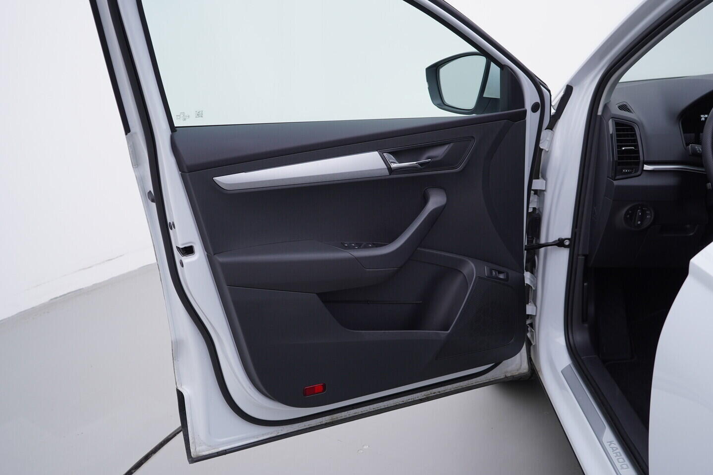 OV190V10914_19.webp_KAROQ Selection 1.5 TSI 110 kW automat, DPH