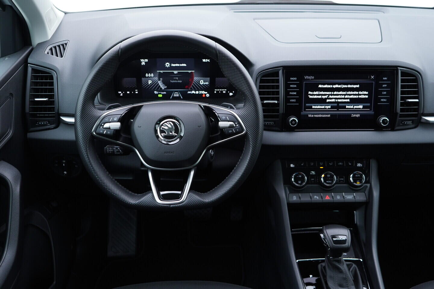 OV190V10914_27.webp_KAROQ Selection 1.5 TSI 110 kW automat, DPH