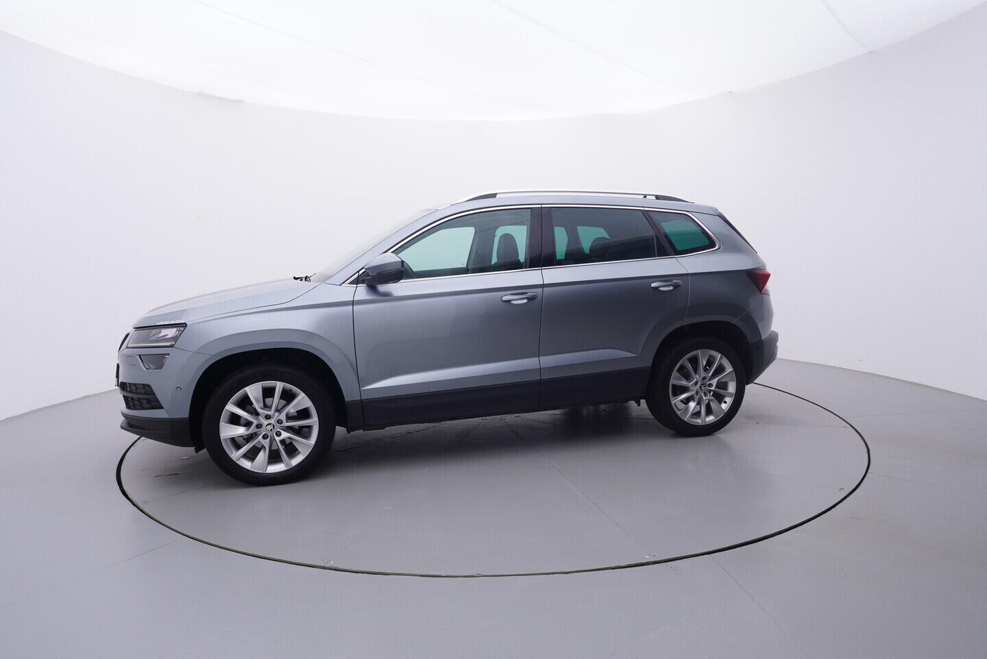 OV190V10917_11.webp_KAROQ Style 2.0 TDI 85 kW automat