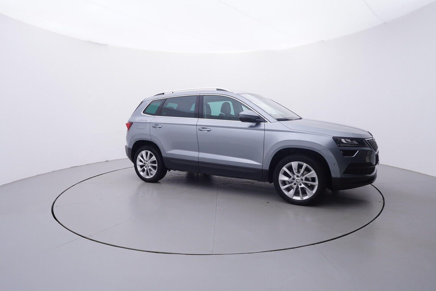 OV190V10917_16.webp_KAROQ Style 2.0 TDI 85 kW automat