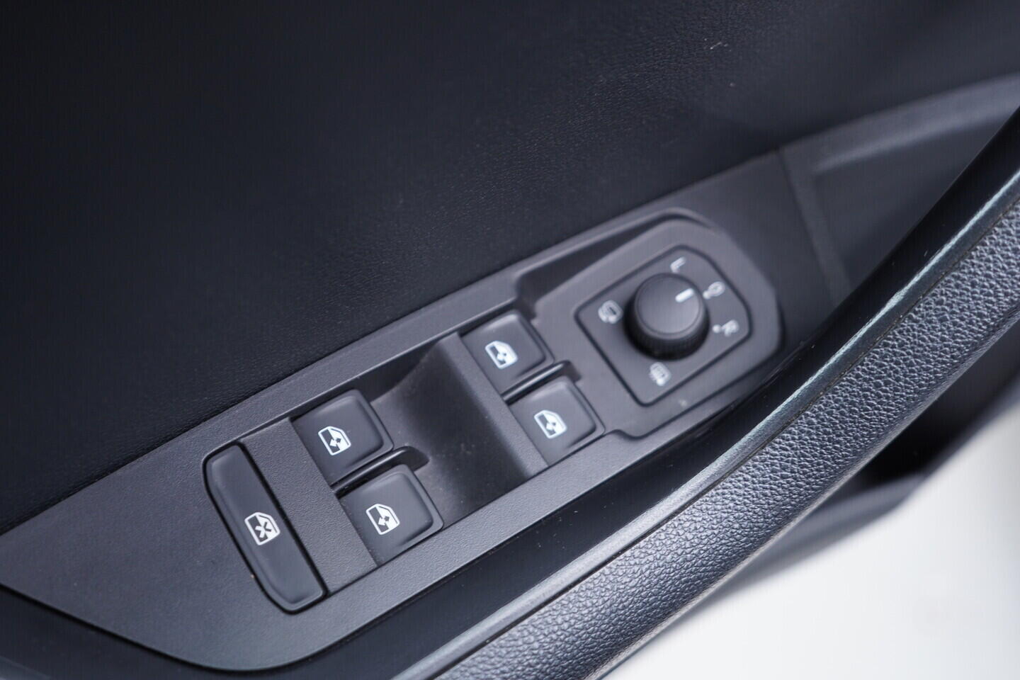 OV190V10917_20.webp_KAROQ Style 2.0 TDI 85 kW automat