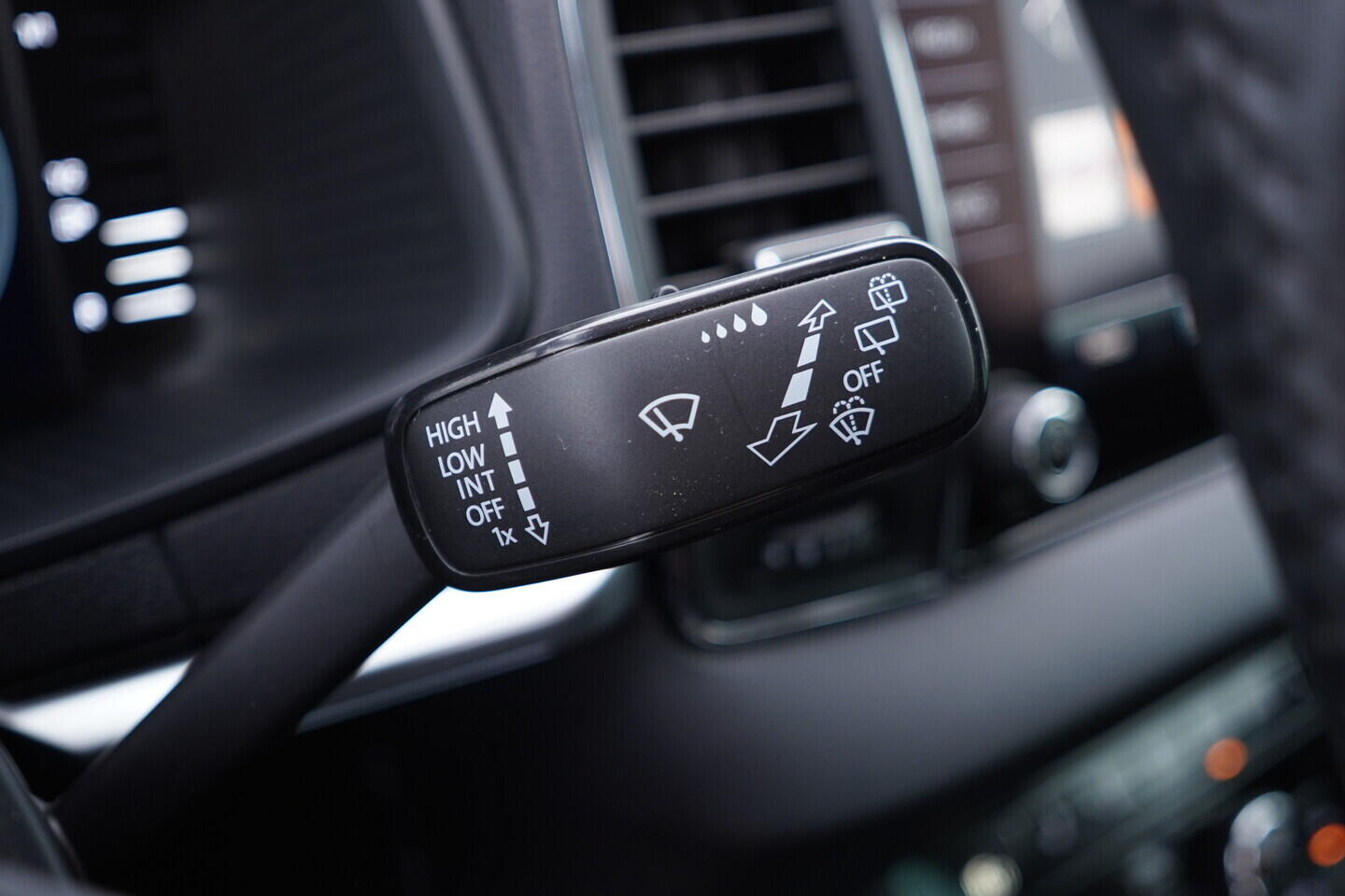 OV190V10917_24.webp_KAROQ Style 2.0 TDI 85 kW automat