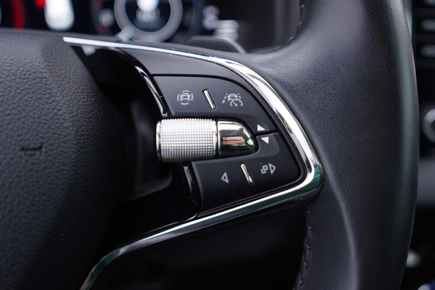 OV190V10917_26.webp_KAROQ Style 2.0 TDI 85 kW automat