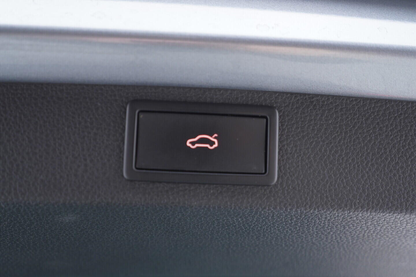 OV190V10917_41.webp_KAROQ Style 2.0 TDI 85 kW automat