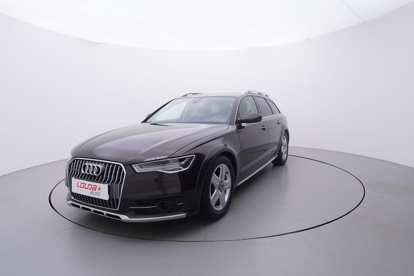 OV190V10919_10.webp_A6 ALLROAD QUATTRO S-Line 3.0 TDI 235 kW automat