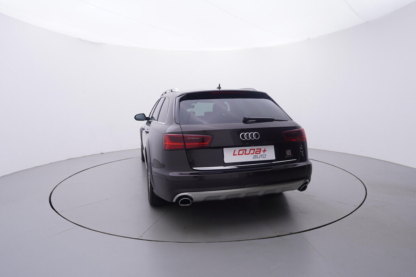 OV190V10919_13.webp_A6 ALLROAD QUATTRO S-Line 3.0 TDI 235 kW automat