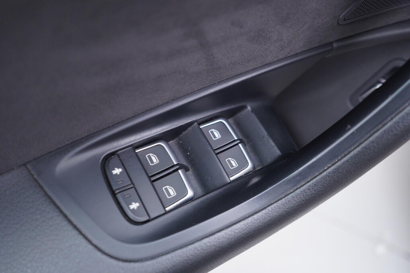 OV190V10919_20.webp_A6 ALLROAD QUATTRO S-Line 3.0 TDI 235 kW automat