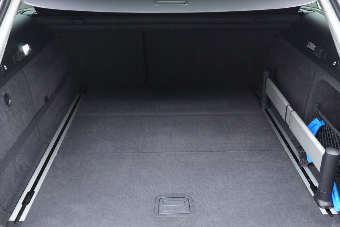 OV190V10919_40.webp_A6 ALLROAD QUATTRO S-Line 3.0 TDI 235 kW automat