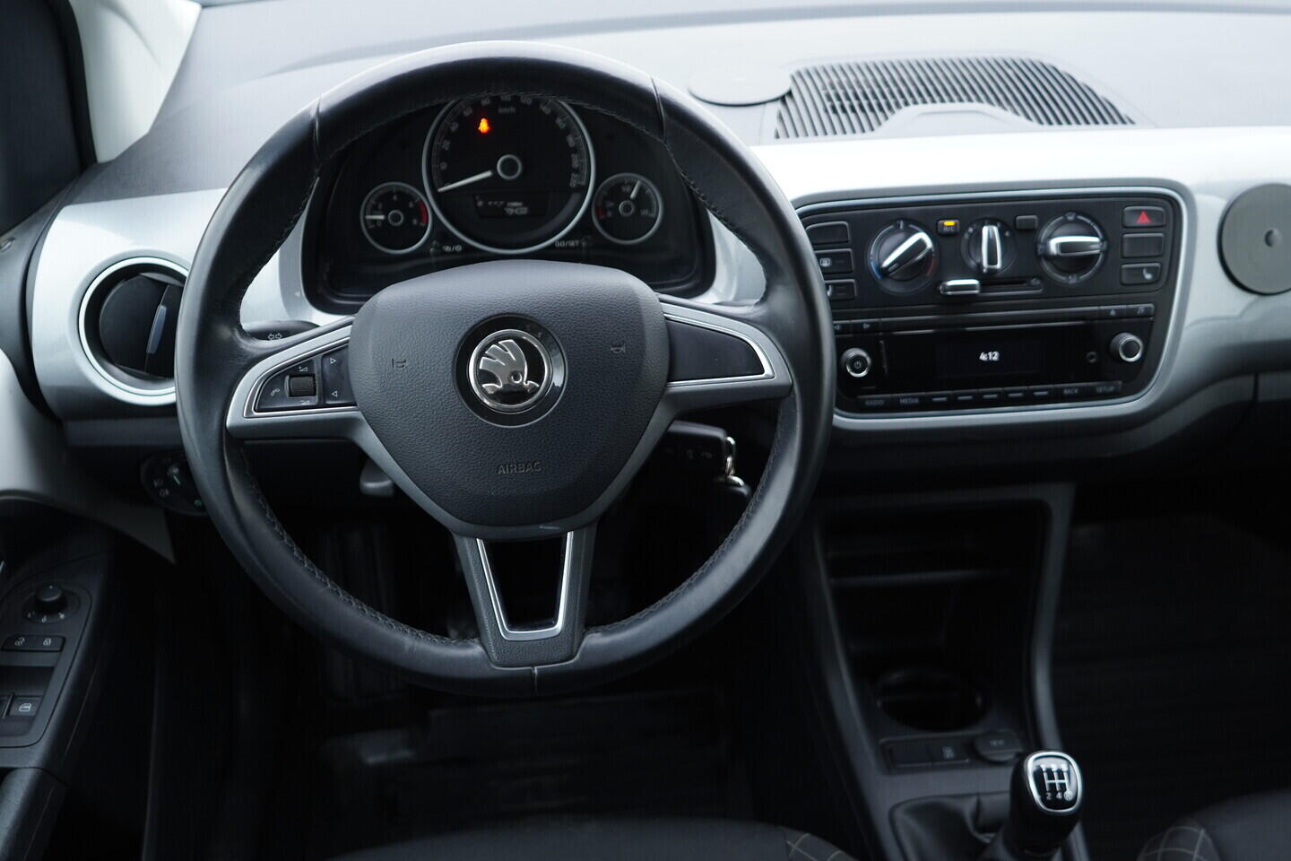 OV190V10922_26.webp_CITIGO Style Fresh 1.0 MPI 44 kW manuál