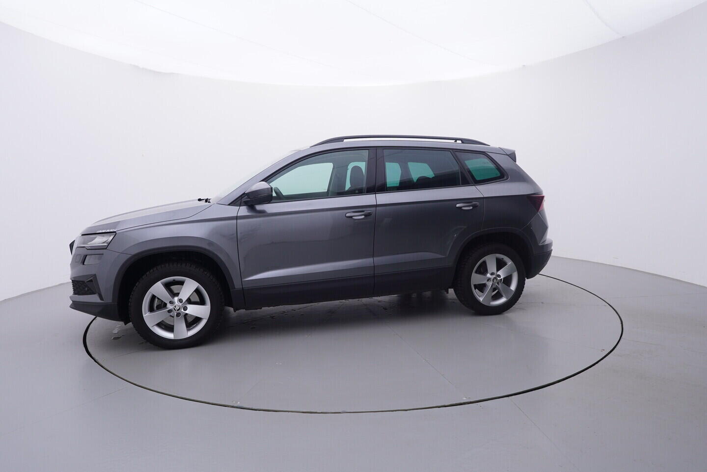 OV190V10923_11.webp_KAROQ Style 1.5 TSI 110 kW manuál