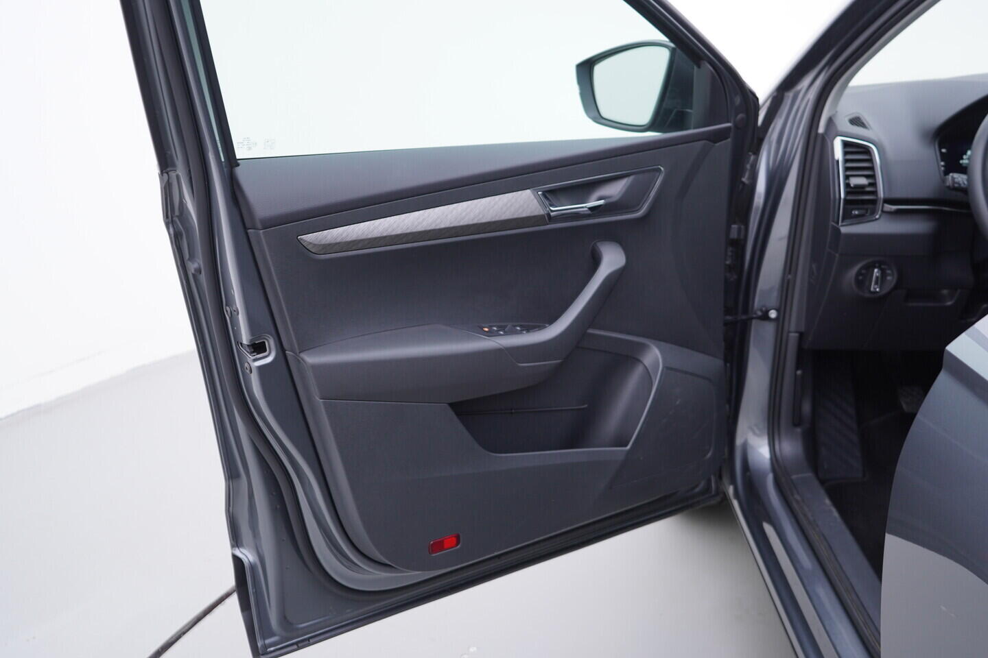 OV190V10923_19.webp_KAROQ Style 1.5 TSI 110 kW manuál