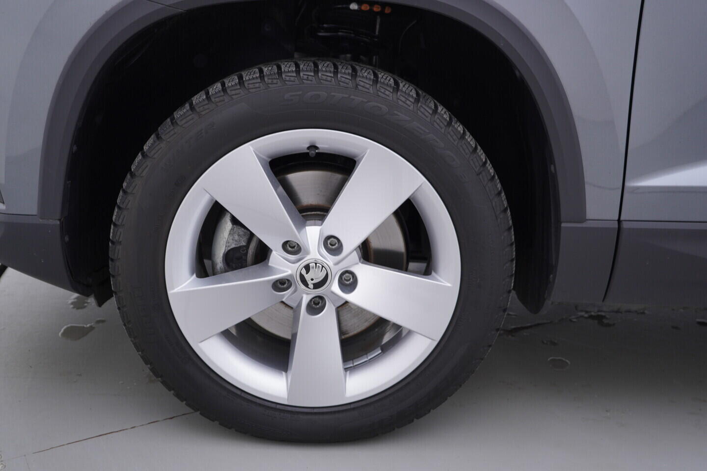 OV190V10923_42.webp_KAROQ Style 1.5 TSI 110 kW manuál