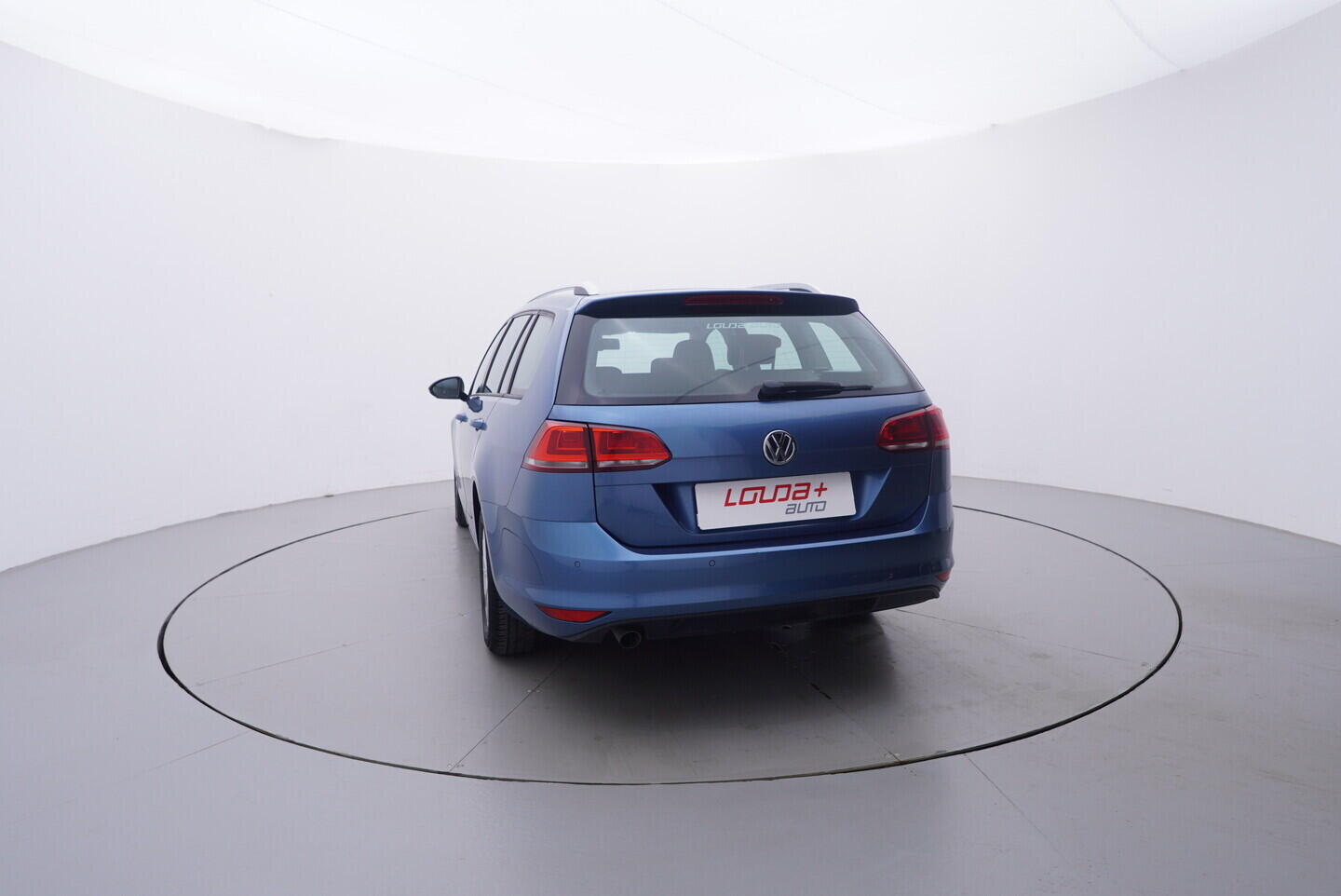 OV190V10925_13.webp_GOLF  1.6 TDI 77 kW manuál