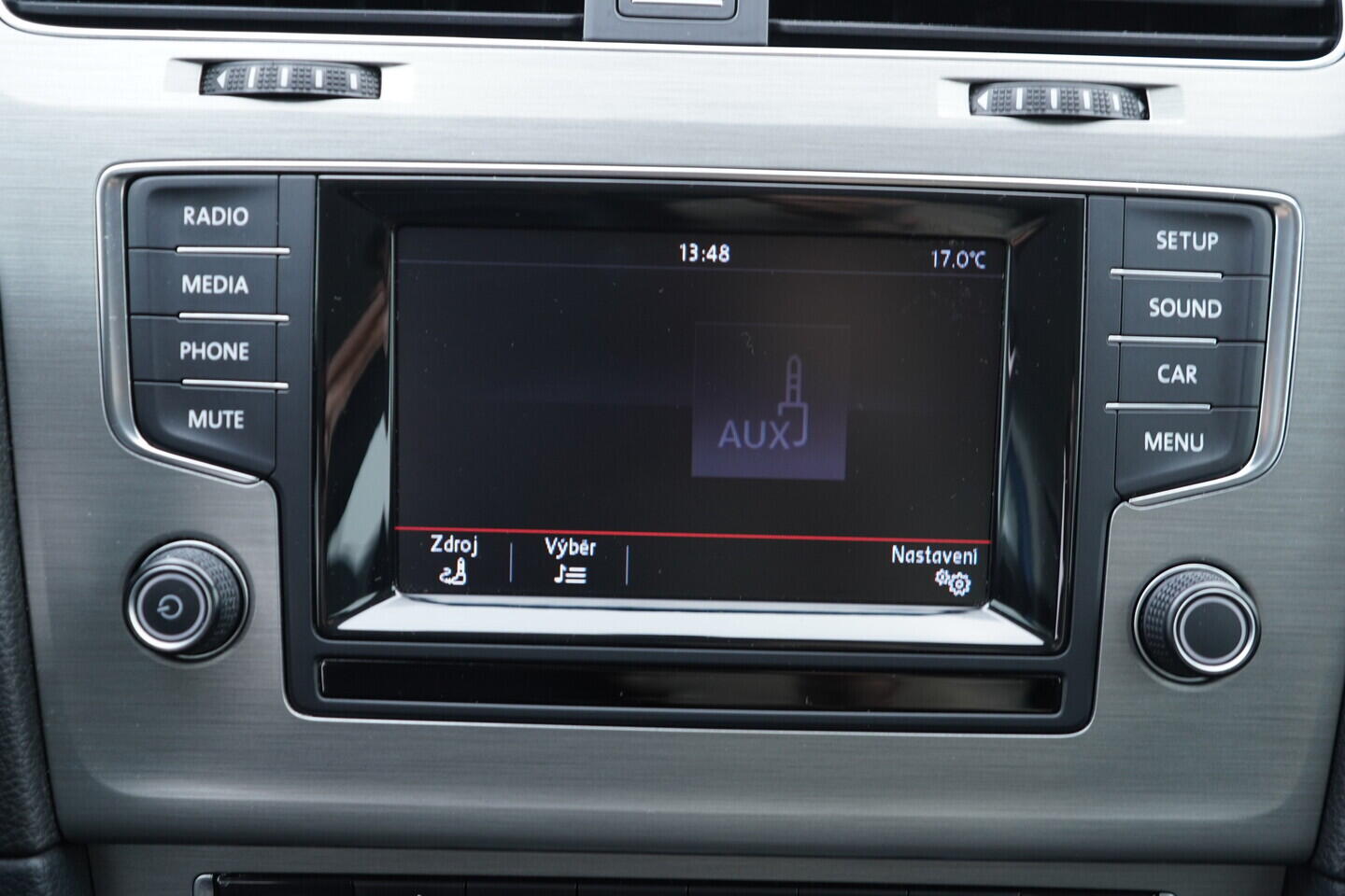 OV190V10925_28.webp_GOLF  1.6 TDI 77 kW manuál