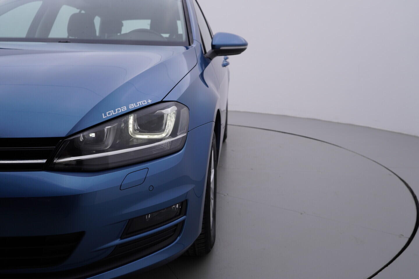 OV190V10925_40.webp_GOLF  1.6 TDI 77 kW manuál