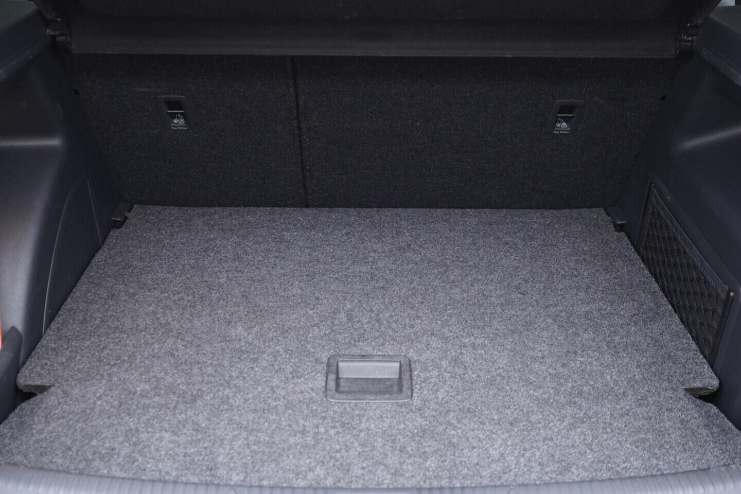 OV190V10926_36.webp_RAPID Ambition Fresh 1.0 TSI 81 kW manuál