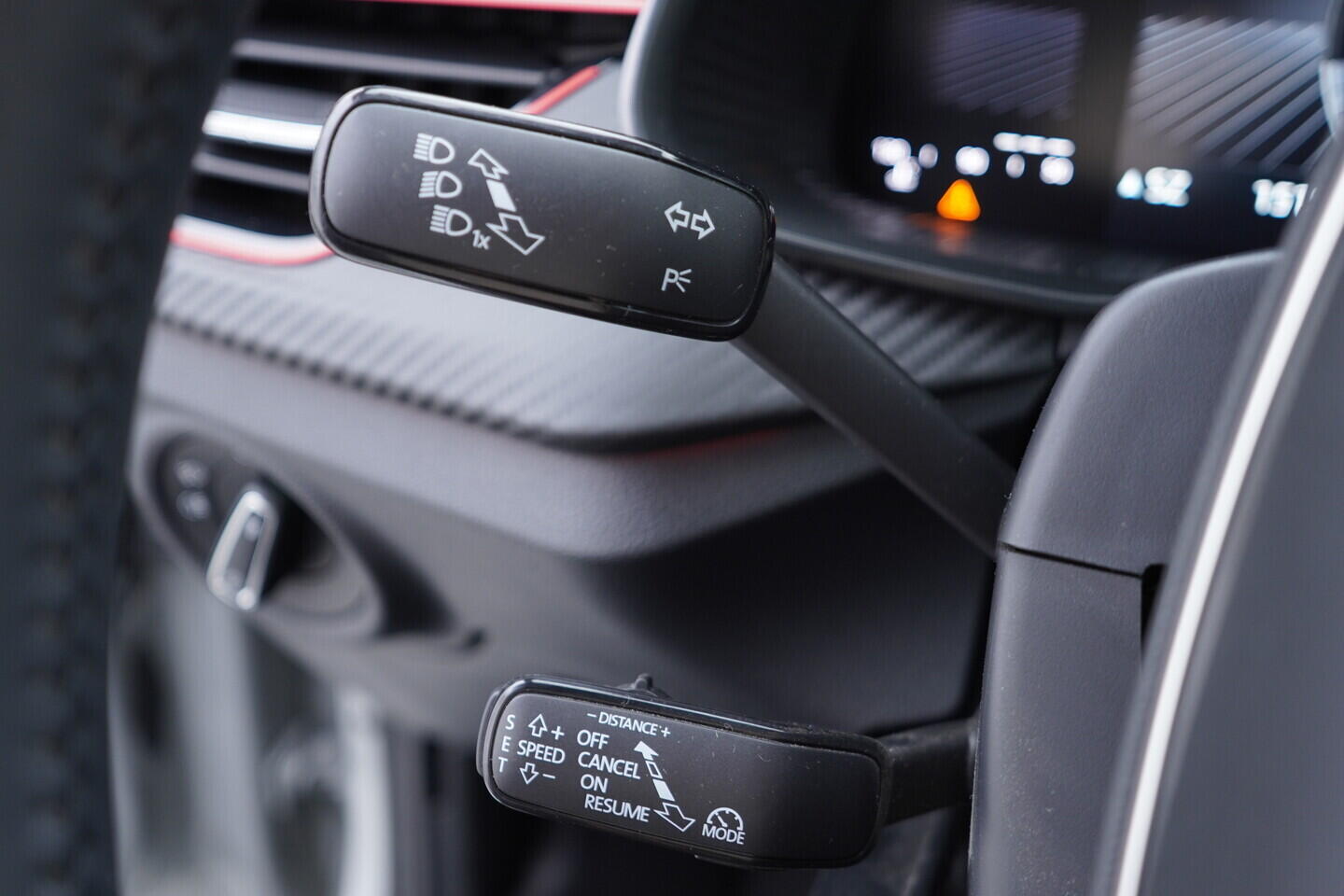 OV190V10927_23.webp_SCALA Monte Carlo 1.0 TSI 85 kW manuál, DPH