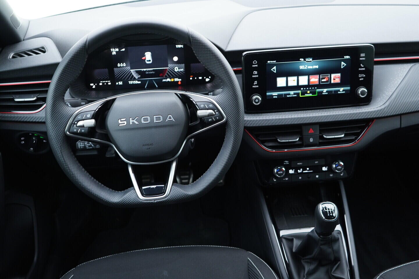 OV190V10927_27.webp_SCALA Monte Carlo 1.0 TSI 85 kW manuál, DPH