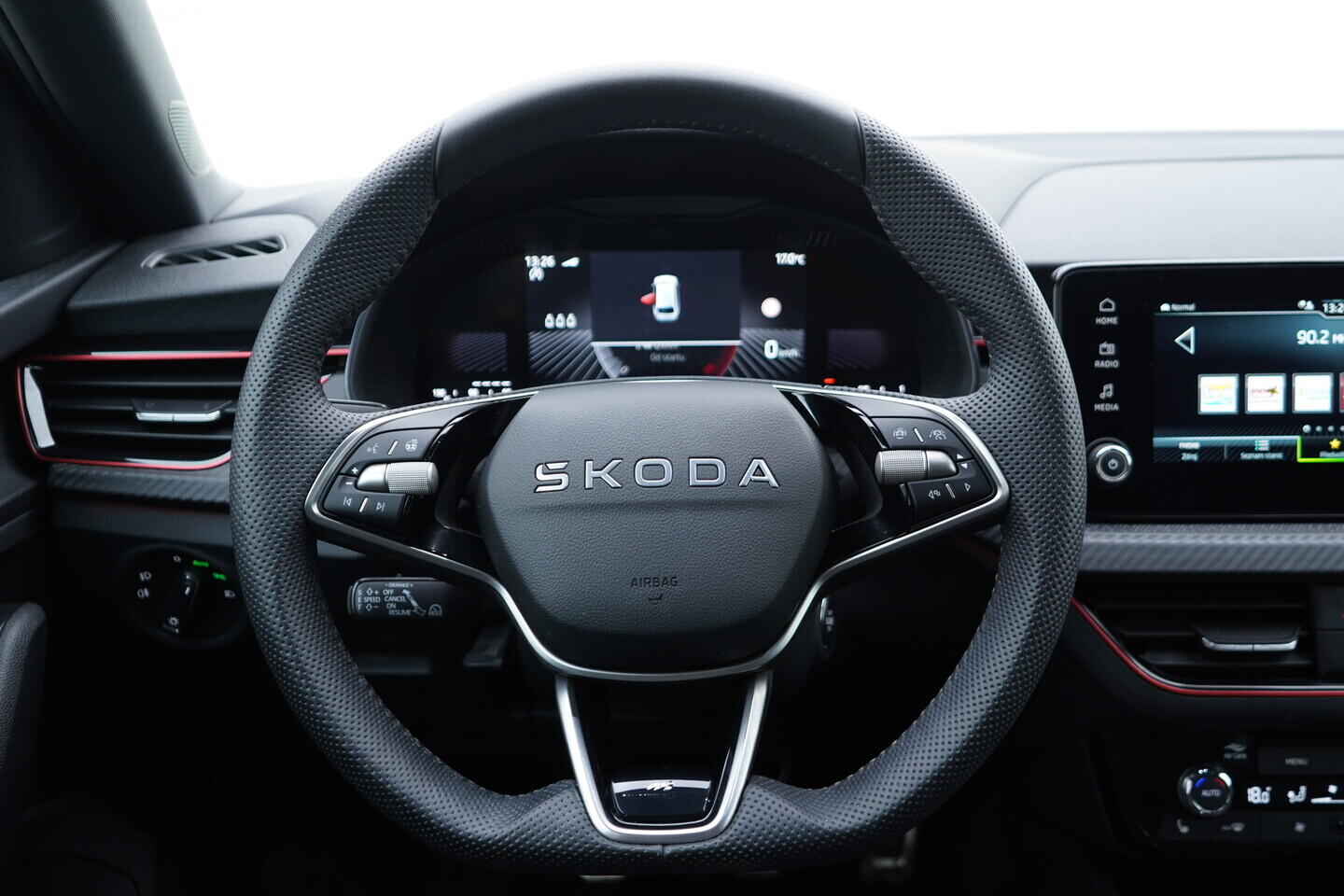 OV190V10927_28.webp_SCALA Monte Carlo 1.0 TSI 85 kW manuál, DPH