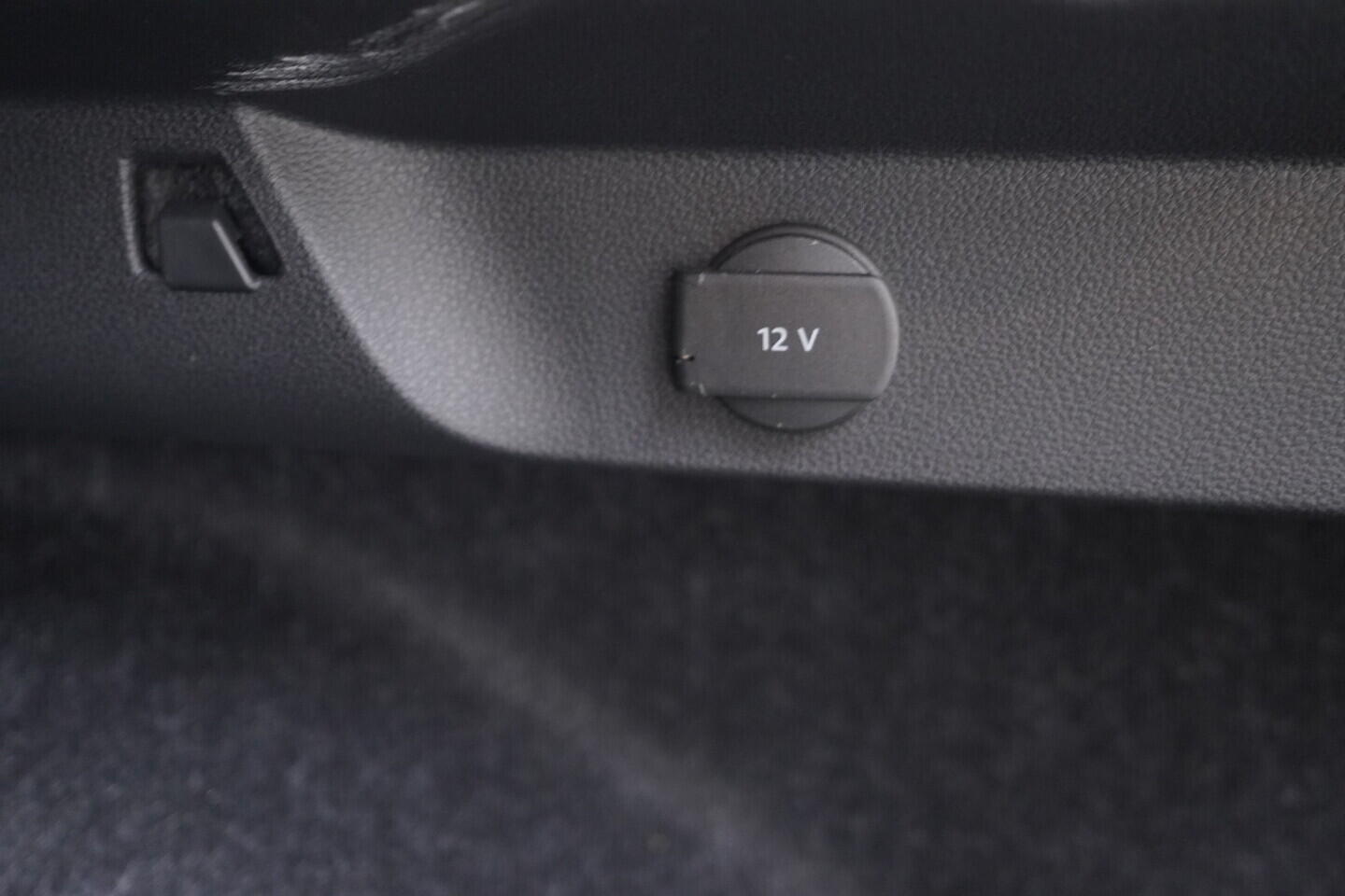 OV190V10927_39.webp_SCALA Monte Carlo 1.0 TSI 85 kW manuál, DPH