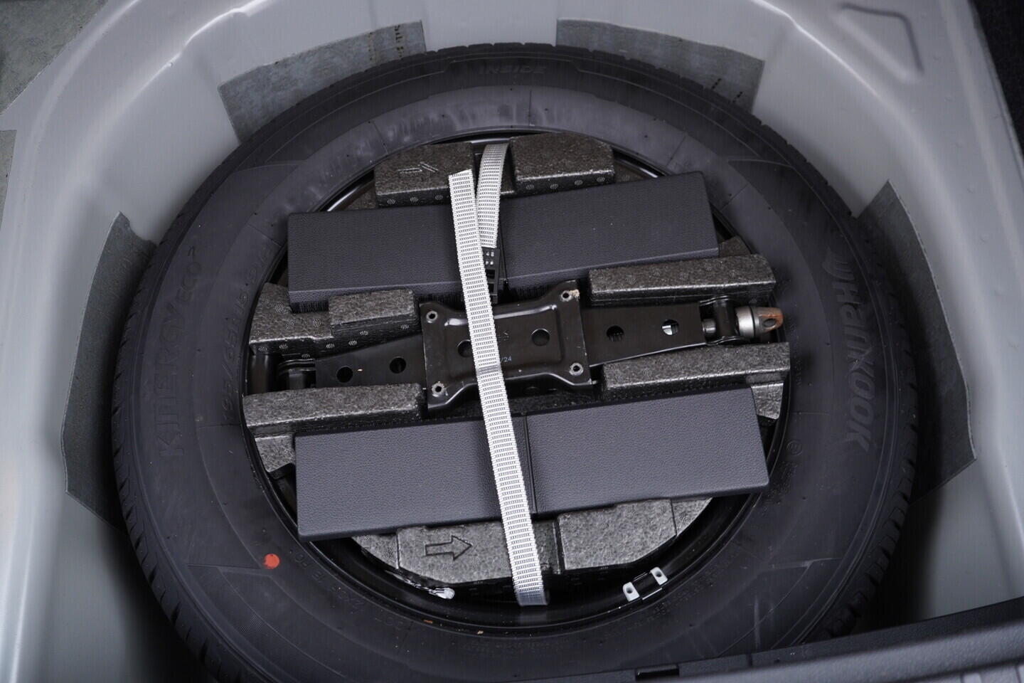 OV190V10927_40.webp_SCALA Monte Carlo 1.0 TSI 85 kW manuál, DPH