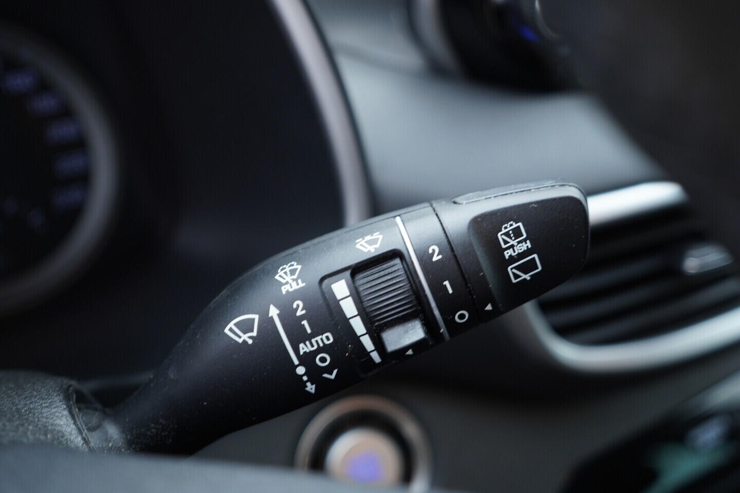 OV190V10928_24.webp_TUCSON  1.6  _ kW manuál