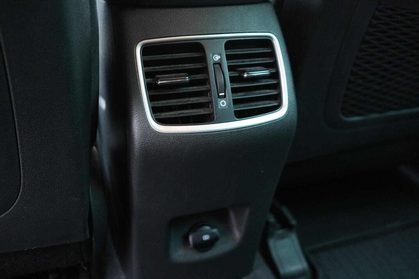 OV190V10928_38.webp_TUCSON  1.6  _ kW manuál