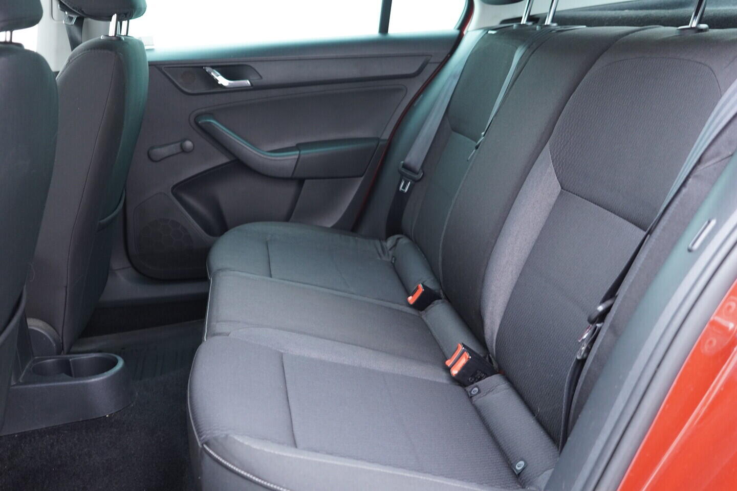 OV190V10931_33.webp_RAPID Ambition 1.2 TSI 63 kW manuál